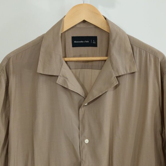 Abercrombie & Fitch Men’s Short Sleeve Button Shirt L Taupe Brown Retro Trim - Picture 6 of 8